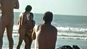 Lesbialit?, Egalit?, Sororit?! සහ පුසි ලෙවකන ටොන් එකක්.