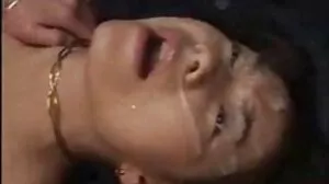 කීරා නැවතත් පුක ලෙවකනවා