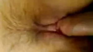 ඇලීසා කුස්සියේ හිඳගත්තාය